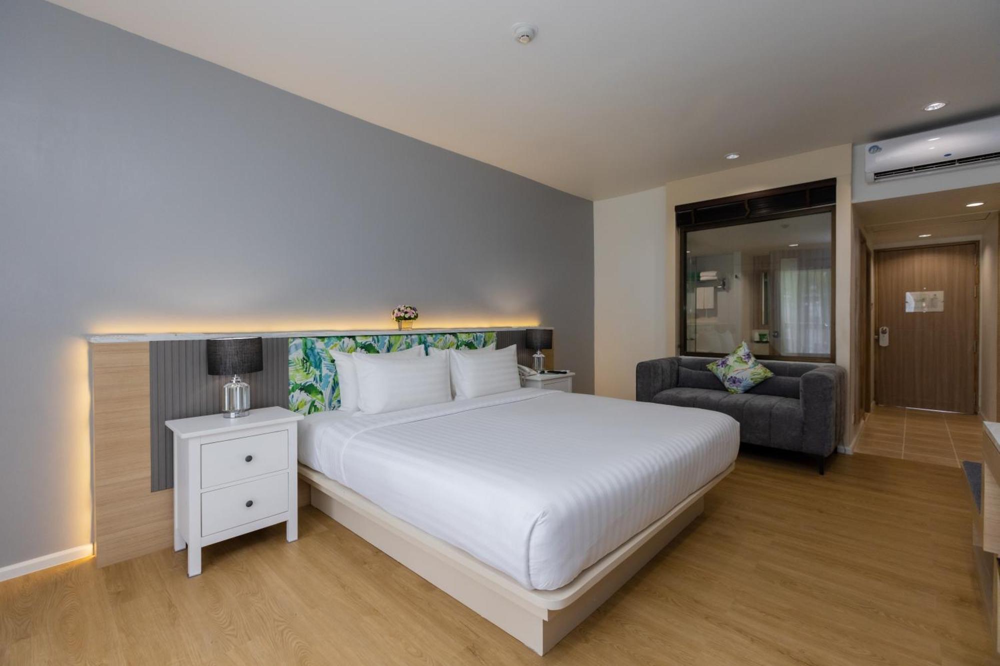 The Briza Beach Resort, Khao Lak Sha Extra Plus Bagian luar foto