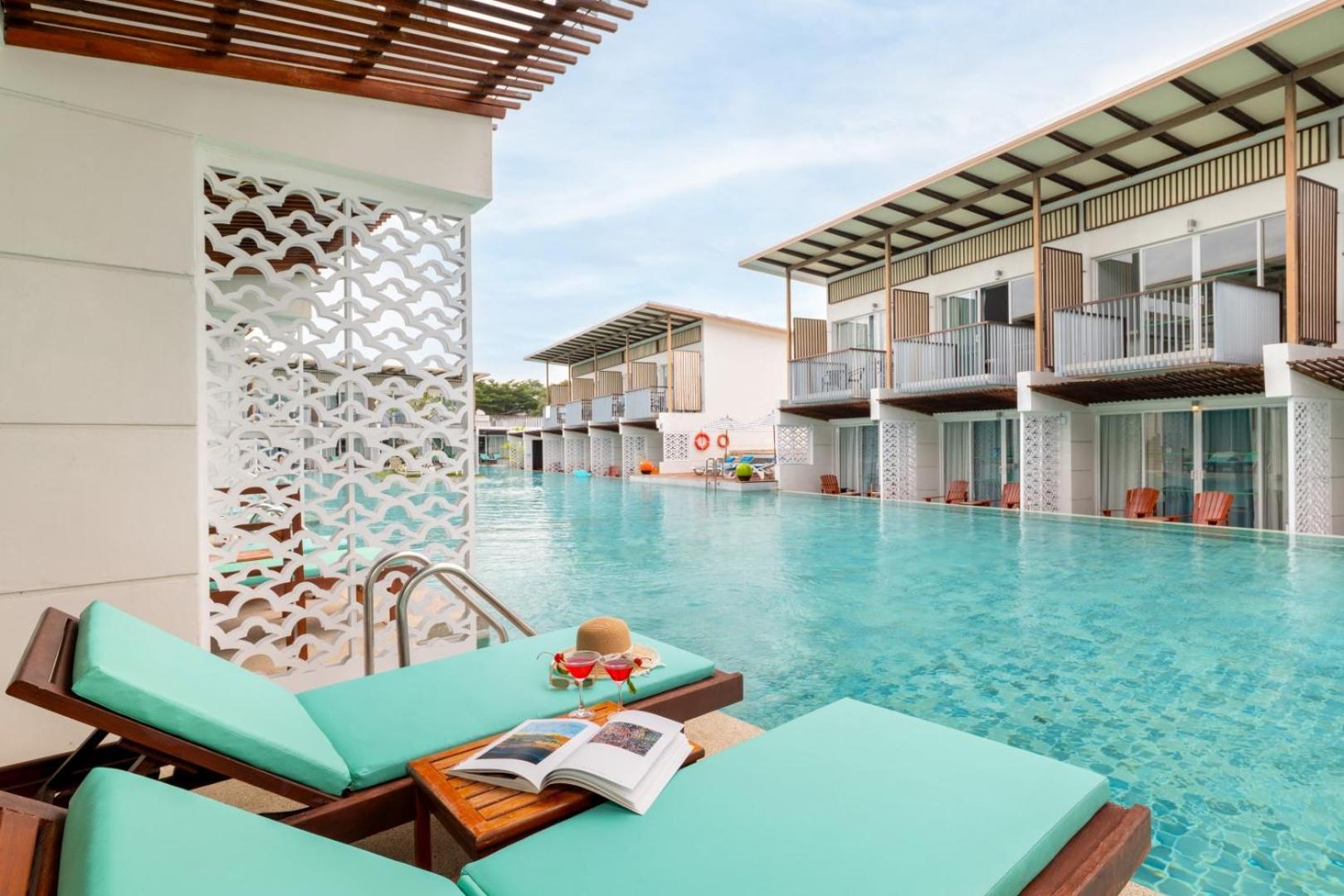 The Briza Beach Resort, Khao Lak Sha Extra Plus Bagian luar foto