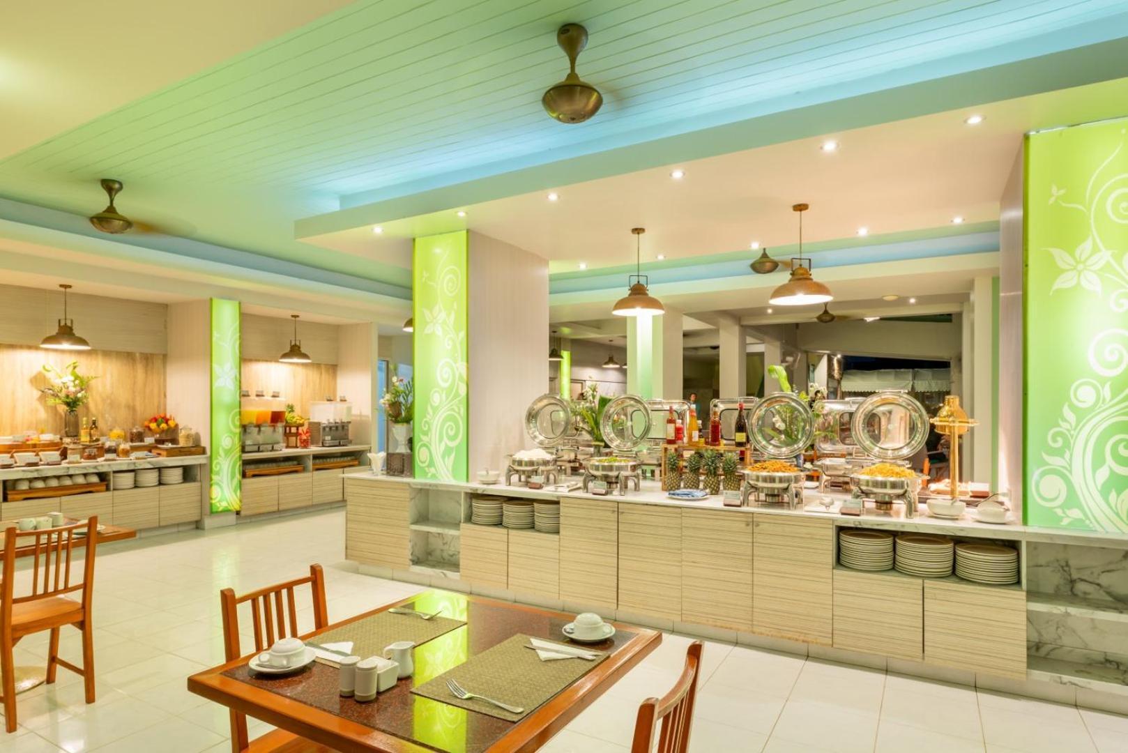 The Briza Beach Resort, Khao Lak Sha Extra Plus Bagian luar foto