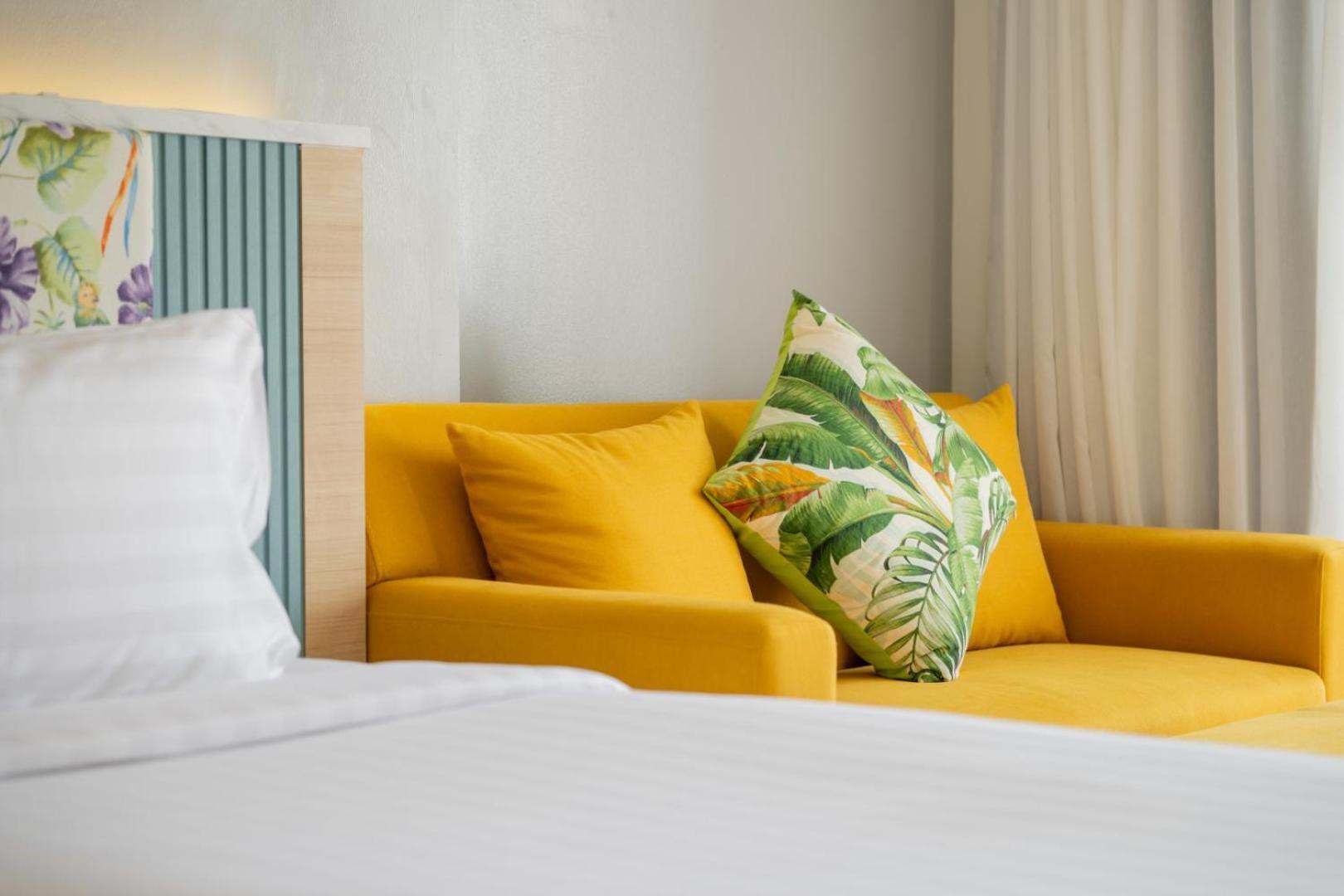 The Briza Beach Resort, Khao Lak Sha Extra Plus Bagian luar foto
